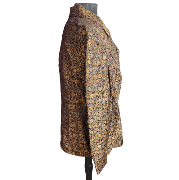 Button down jacket - Picture 2 of 6